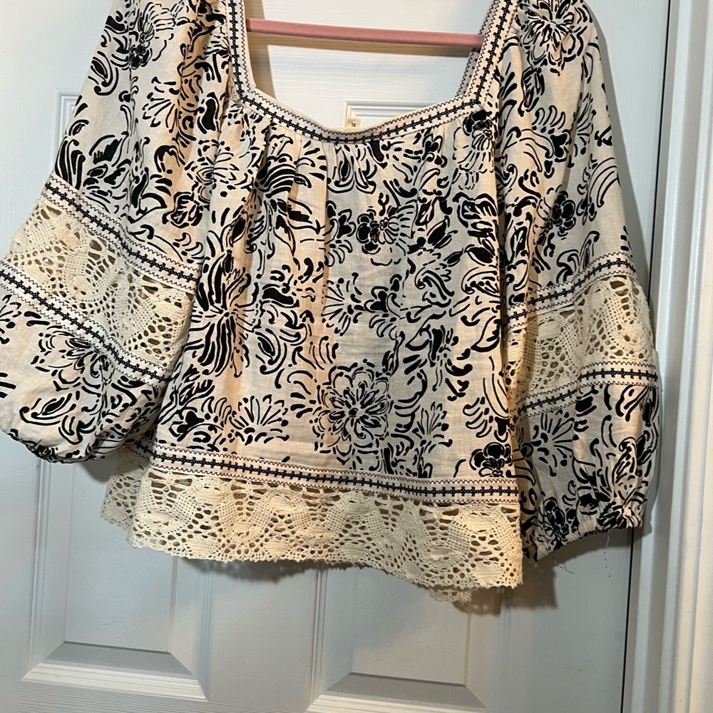 👗Christian Siriano Elegant Black and Cream Lace Blouse size xlarge - Picture 7 of 7